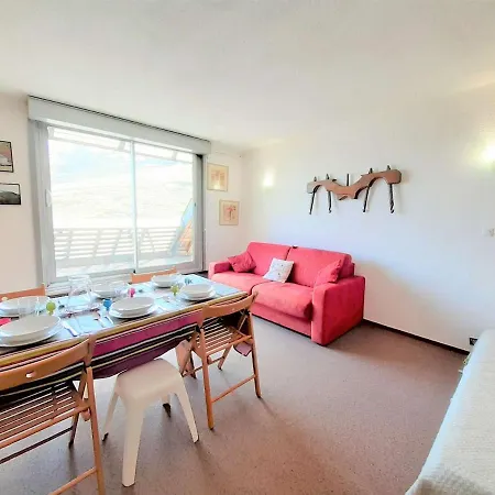 Cosy Pour 6 Pers. Avec Tv, Kitchenette Equipee Et Casier A A Piau-engaly - Fr-1-457-319 * Aragnouet