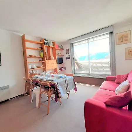Cosy Pour 6 Pers. Avec Tv, Kitchenette Equipee Et Casier A A Piau-engaly - Fr-1-457-319 Apartment