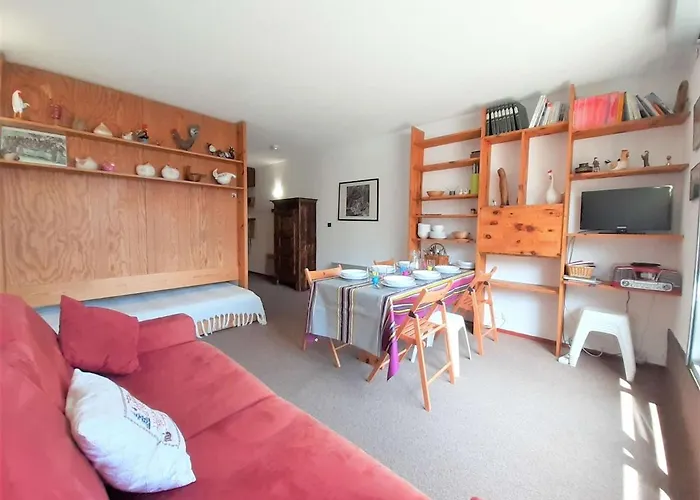 Cosy Pour 6 Pers. Avec Tv, Kitchenette Equipee Et Casier A A Piau-engaly - Fr-1-457-319 Aragnouet